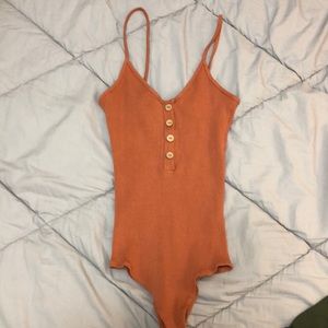 BODY SUIT